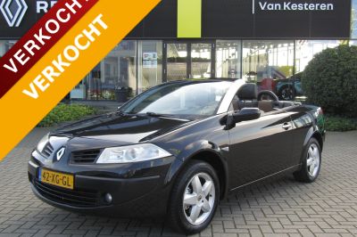 Renault Megane Coupe Cabrio 2.0-16v Exception / Trekhaak / Nieuwe APK / Nieuwe Banden!!!