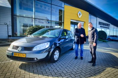 Al bijna 50 jaar (!) Renault-rijder én bijna 30 jaar klant bij Van Kesteren