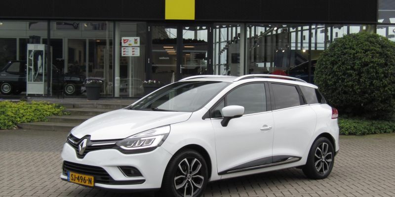 Renault Clio TCe 90pk Intens / Navigatie / Cruise-Control / Half Leder / Handsfree Card / Compleet dealer O.H.