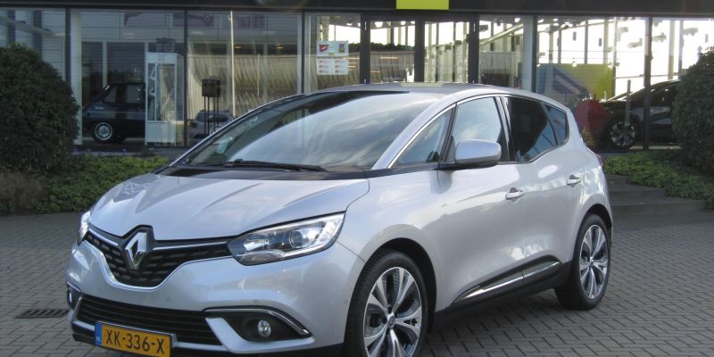 RENAULT Scénic 1.3 TCe 140pk EDC GPF Intens / Trekhaak / Navigatie / Camera / 1e eigenaar / Compleet dealer O.H.