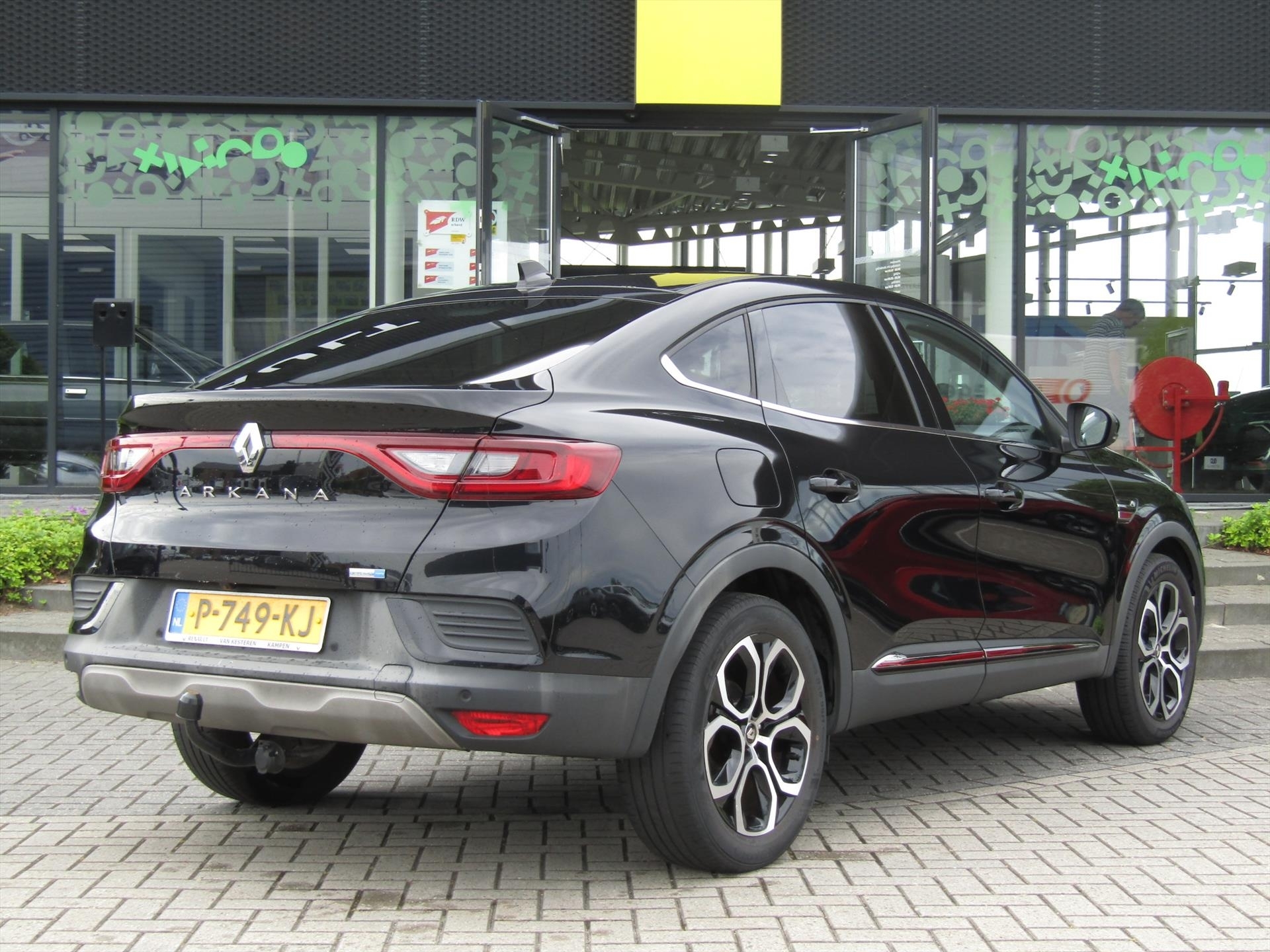 RENAULT Arkana 1.6 E-TECH Hybrid 145pk Aut Intens / Trekhaak / Navigatie / Camera / Blindspot / Compleet dealer O.H.