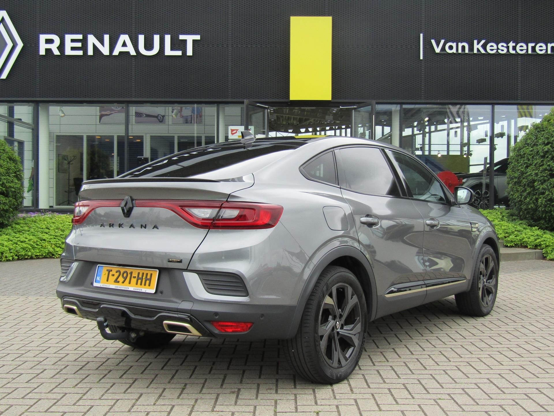 Renault Arkana 1.6 E-TECH Hybrid E-Tech Engineered / Trekhaak / Bose / Navigatie 9,3 / Blindspot