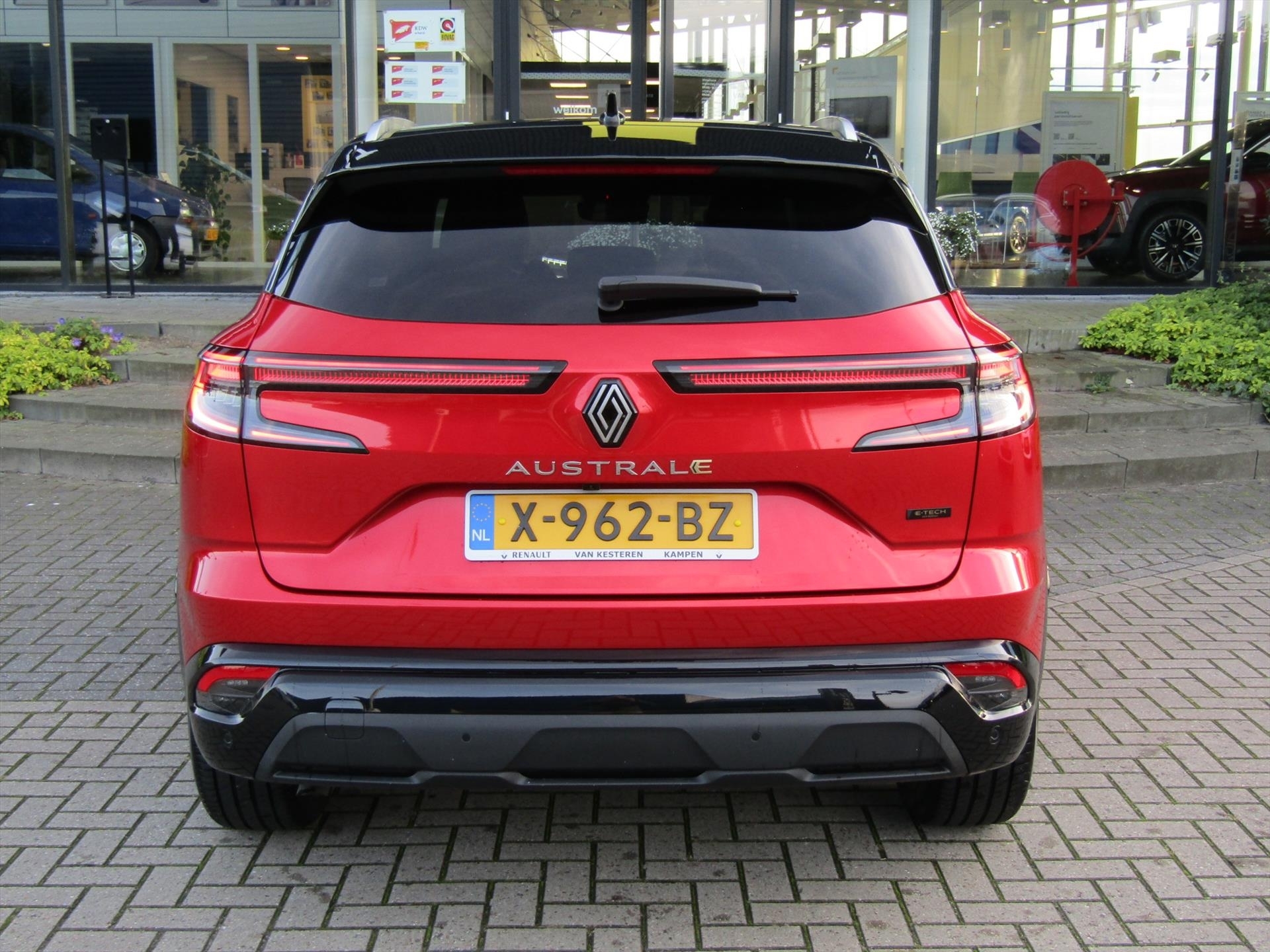 RENAULT Austral 1.2 E-Tech Full Hybrid 200pk Iconic / Pack Winter / 360 Camera / Elektrische Klep / Nieuwstaat