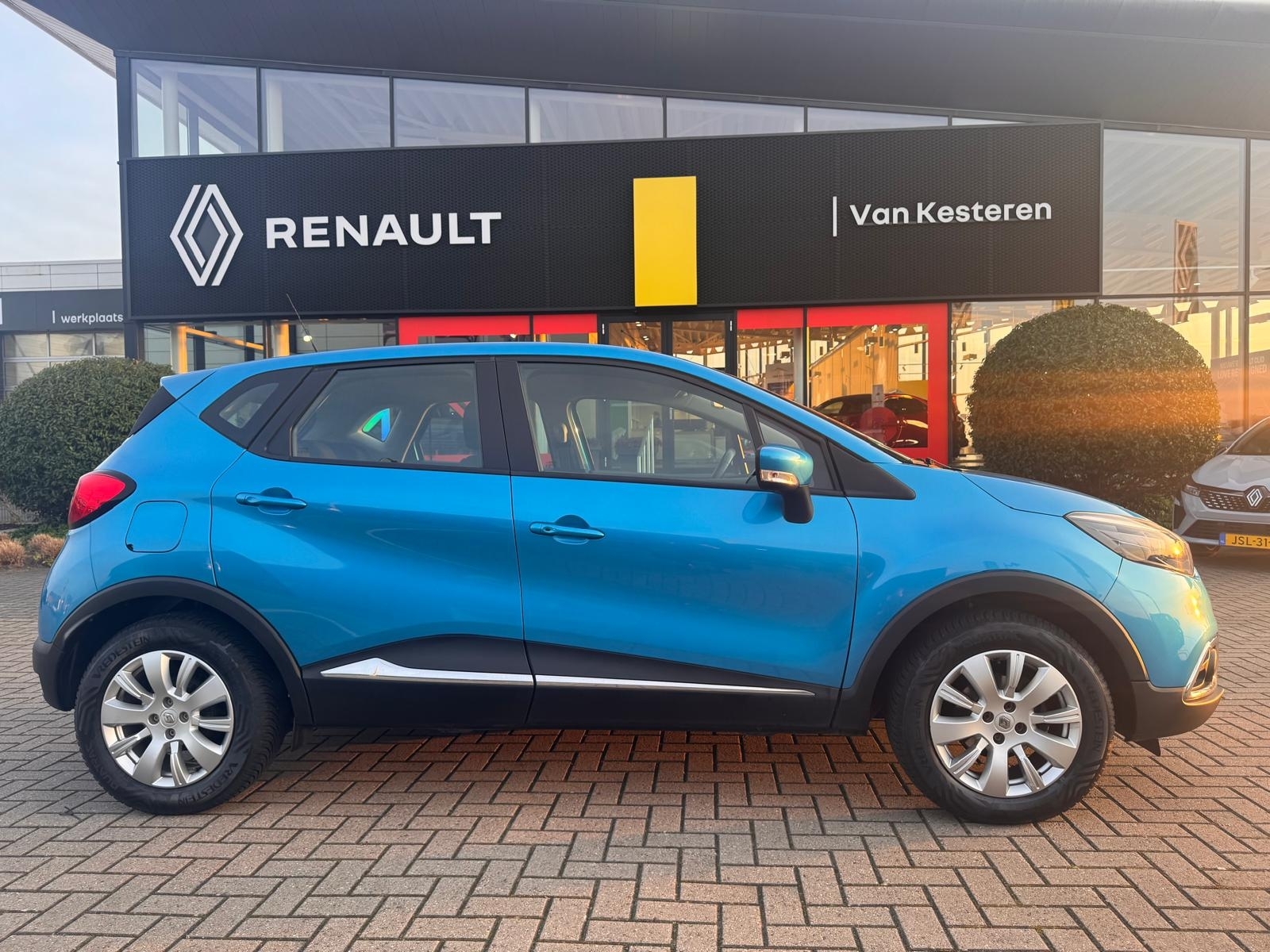 RENAULT Captur Energy TCe 90PK S&S Expression / Airco / NL-Auto 