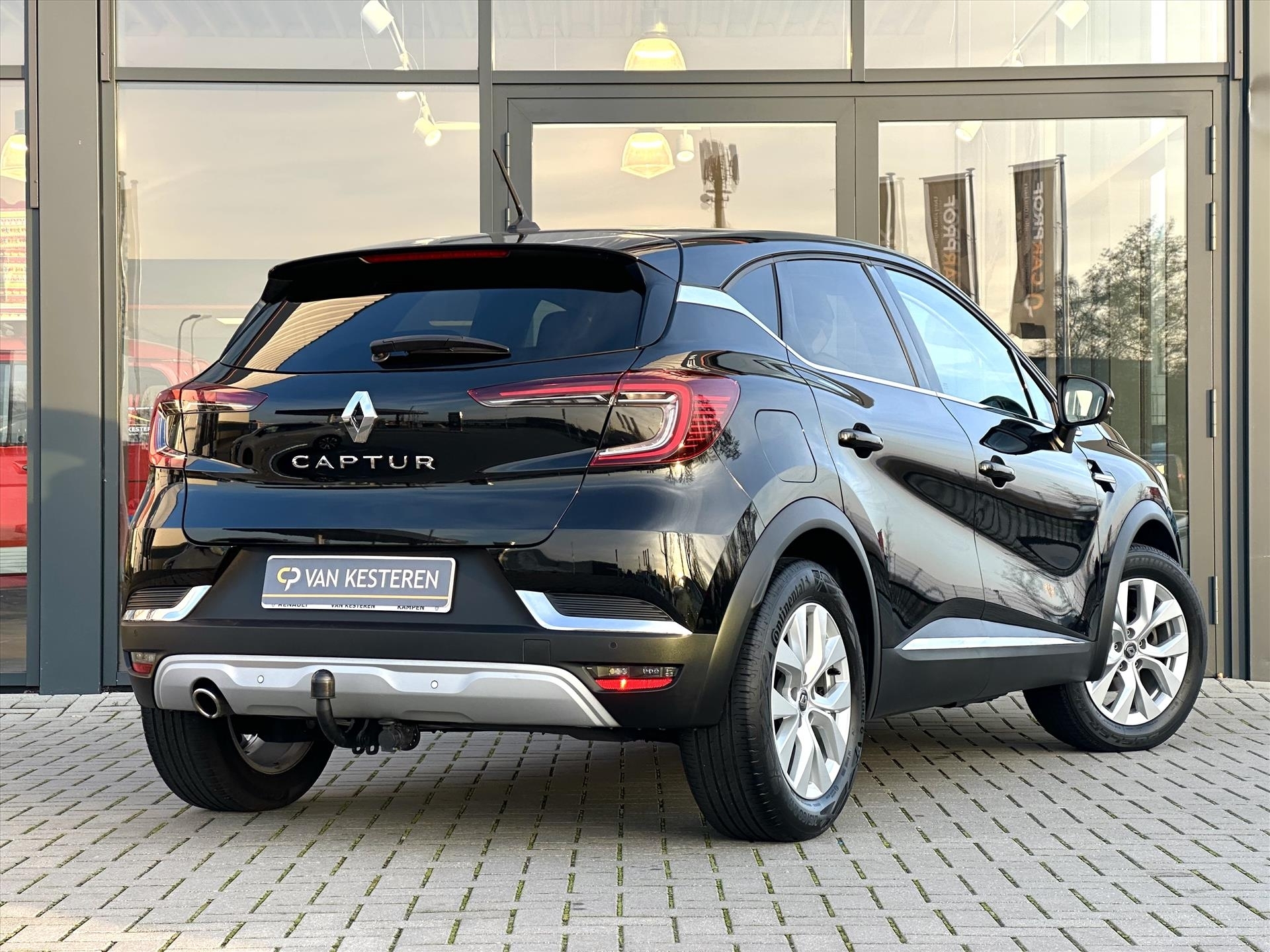 RENAULT Captur TCe 101pk Intens | Trekh. | Apple Carplay | Keyless | LED | PDC | NL Auto | 