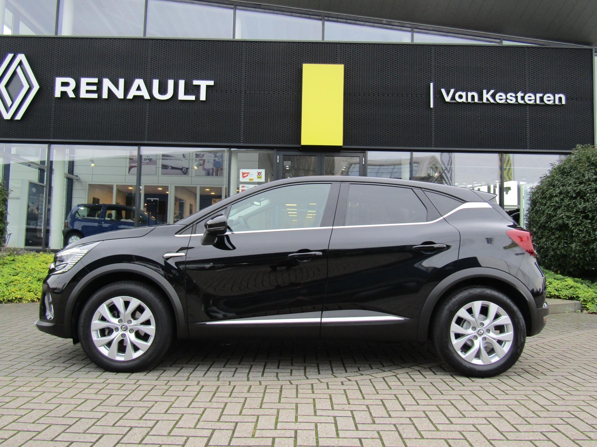 RENAULT Captur TCe 101pk Intens / Trekhaak / Apple Carplay / Cruise-Control / Handsfree / Lmv