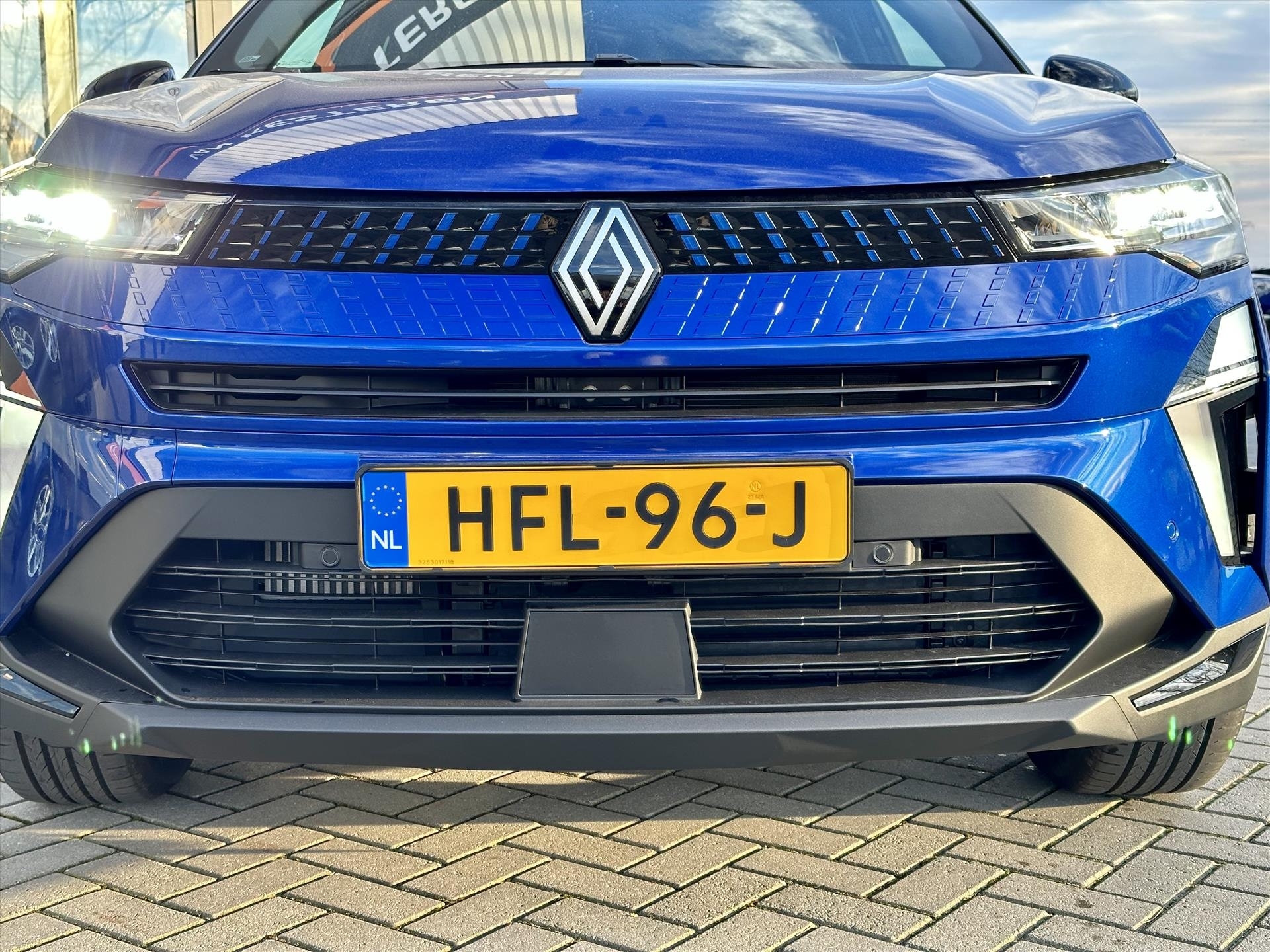 RENAULT Captur TCe 90pk Techno | Pack Nav | Cam | PDC | NL Auto |