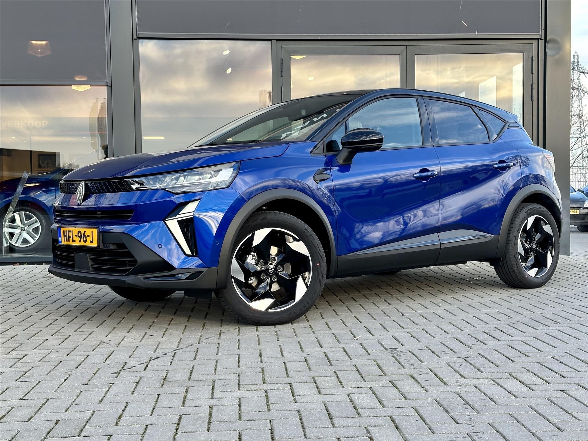 RENAULT Captur TCe 90pk Techno | Pack Nav | Cam | PDC | NL Auto |