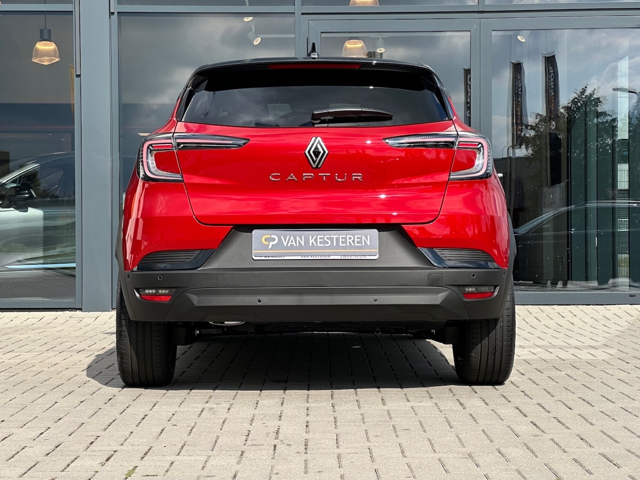 RENAULT Captur TCe 90pk Techno | Stoel + Stuurverw. | 9,3" Open R-Link | Cam. | Carplay | NL Auto|