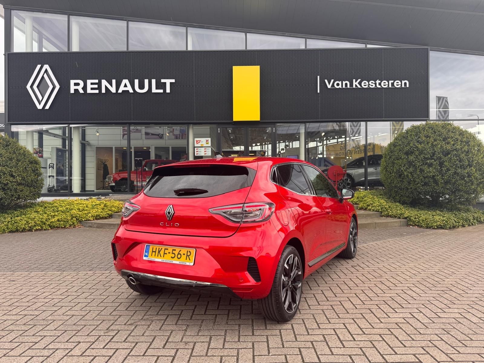 RENAULT Clio 1.0 TCe 90pk Techno / Adaptieve cruise/ Camera/ 17'' LMV/ Navi