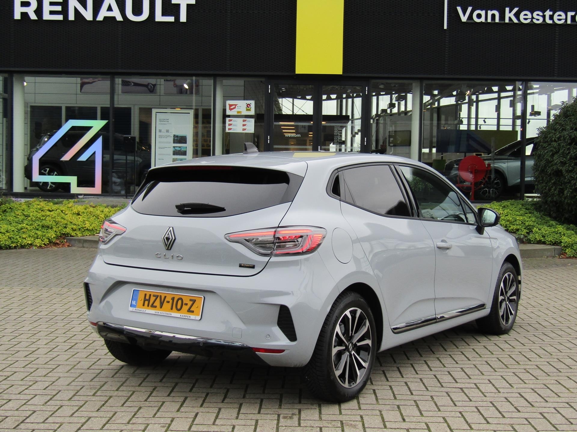 RENAULT Clio 1.6 E-Tech Hybrid 145pk Techno | 9,3 Navigatie | Camera | Pack Winter 
