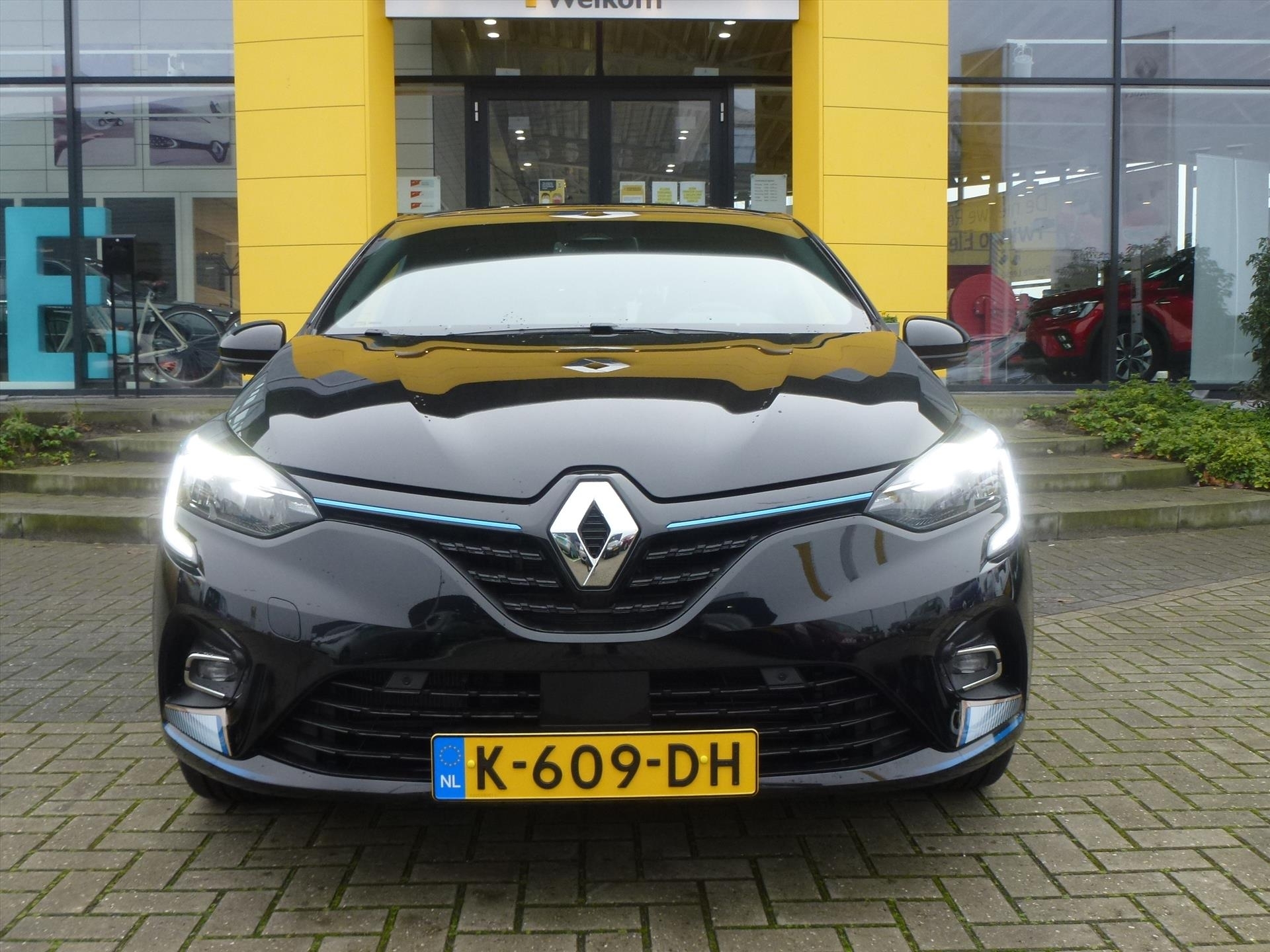 Renault Clio 1.6 Hybrid 140pk Série Limitée E-TECH / 9,3 Navigatie / Camera / Compleet dealer O.H.