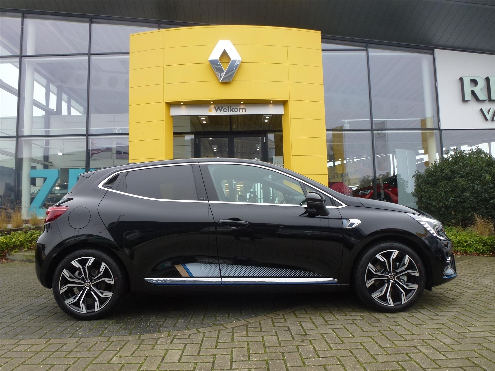 Renault Clio 1.6 Hybrid 140pk Série Limitée E-TECH / 9,3 Navigatie / Camera / Compleet dealer O.H.