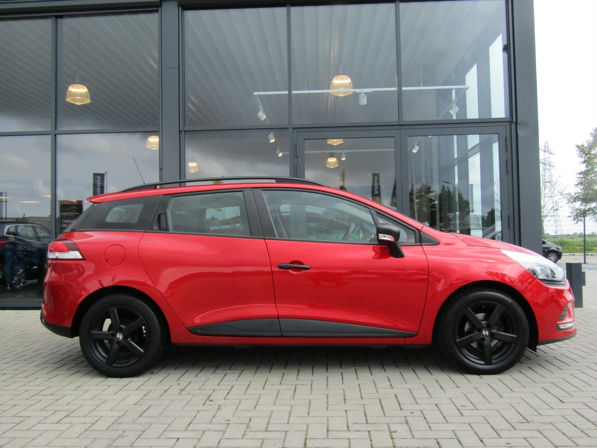Renault Clio Estate TCe 90pk / Cruise-Control / Lmv / Airco / Zeer weinig km 54.483