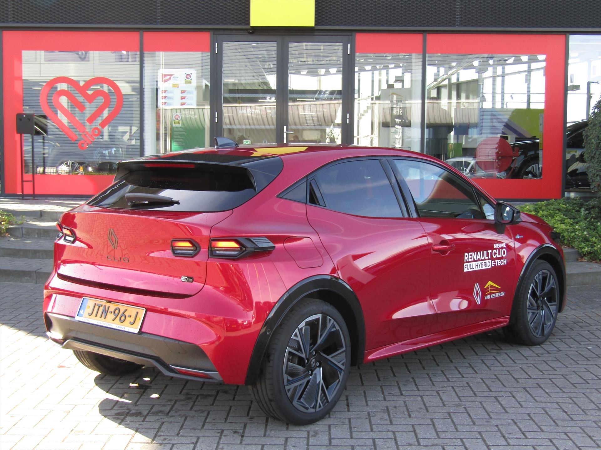 RENAULT Clio Hybrid 160pk Aut Esprit Alpine / Pack Winter & parking / Harman Kardon