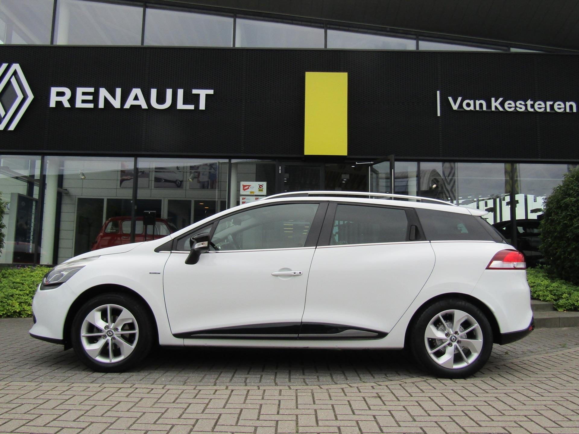 RENAULT Clio TCe 90 Limited / Trekhaak / Navigatie / Cruise-Control / Climate-Control / Handsfree