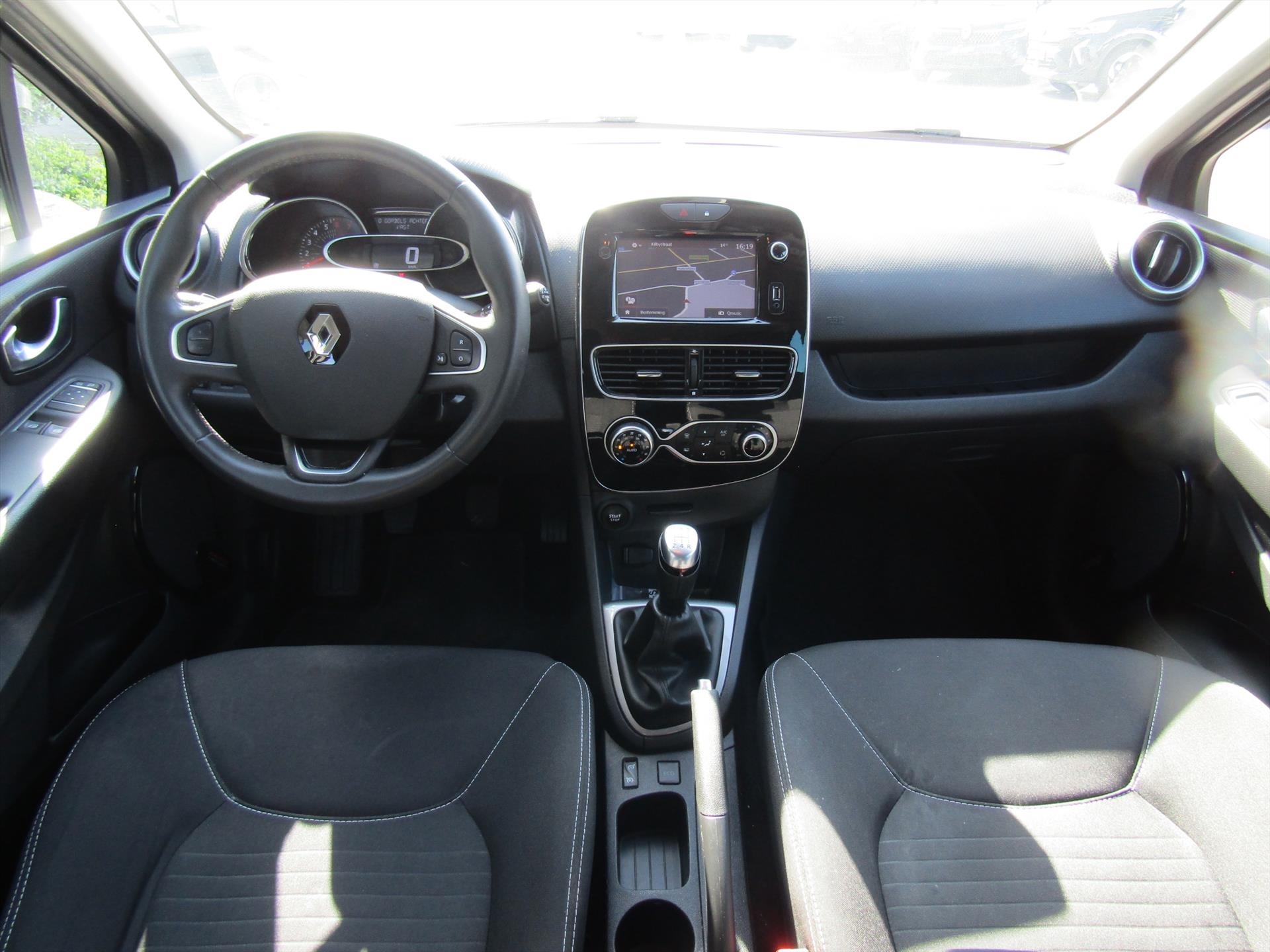 RENAULT Clio TCe 90pk Limited / Navigatie / Climate - Control / Cruise-Control / Lmv
