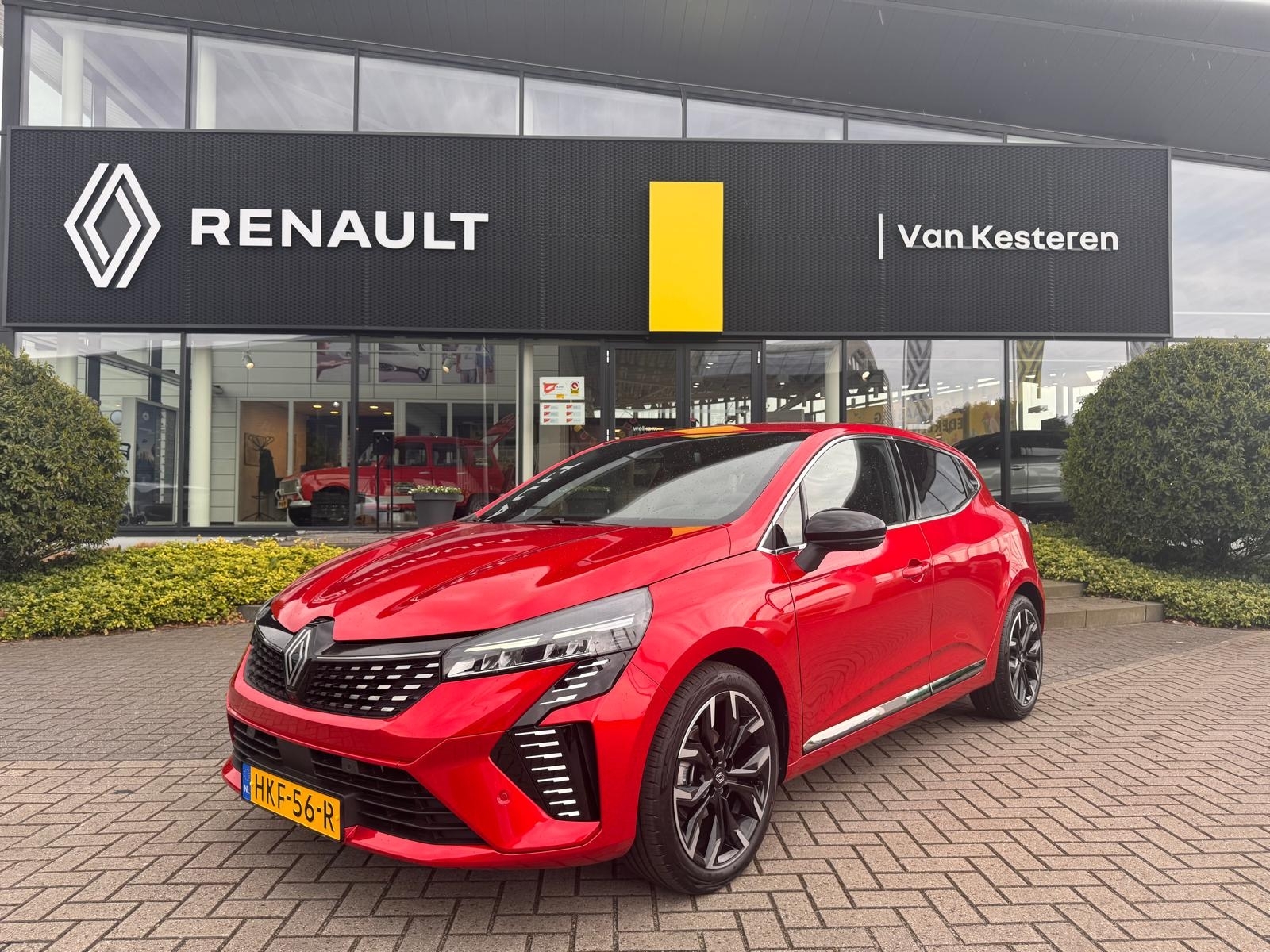 RENAULT Clio Techno TCe 90 Pack Look 17" / 360gr. Camera / Adapt. Cruise Control