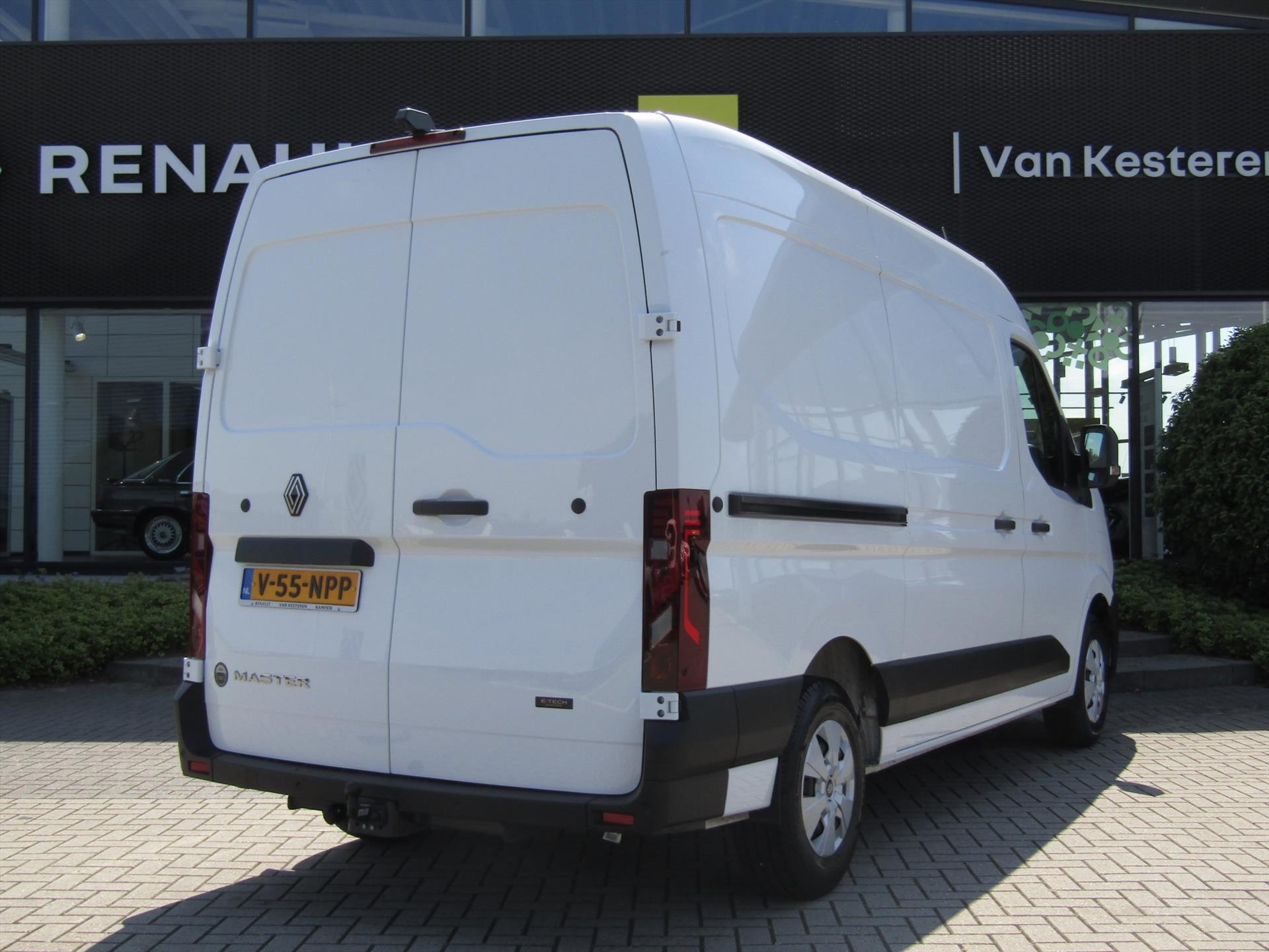 Renault Master 87kWh 140pk GROTE ACCU L2H2 T35 Advance Trekhaak / Navigatie / Camera / 4 Seizoenbanden