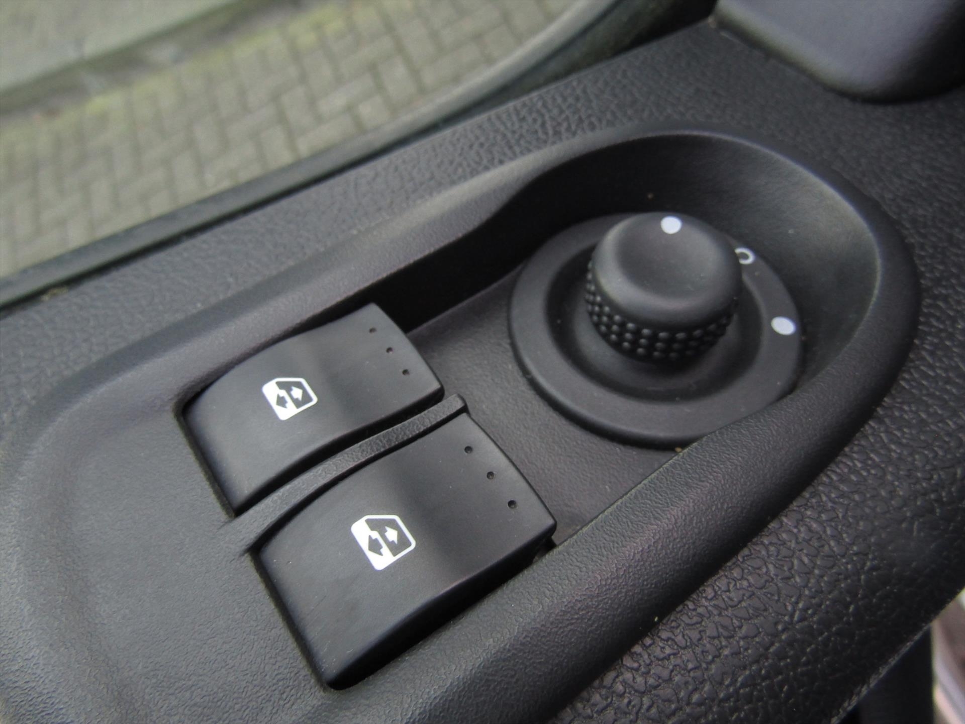 RENAULT Master GB 2.3 dCi 130pk L2H2 / 2x Schuifdeur / Trekhaak / navigatie / Blindspot / Cruise-Control