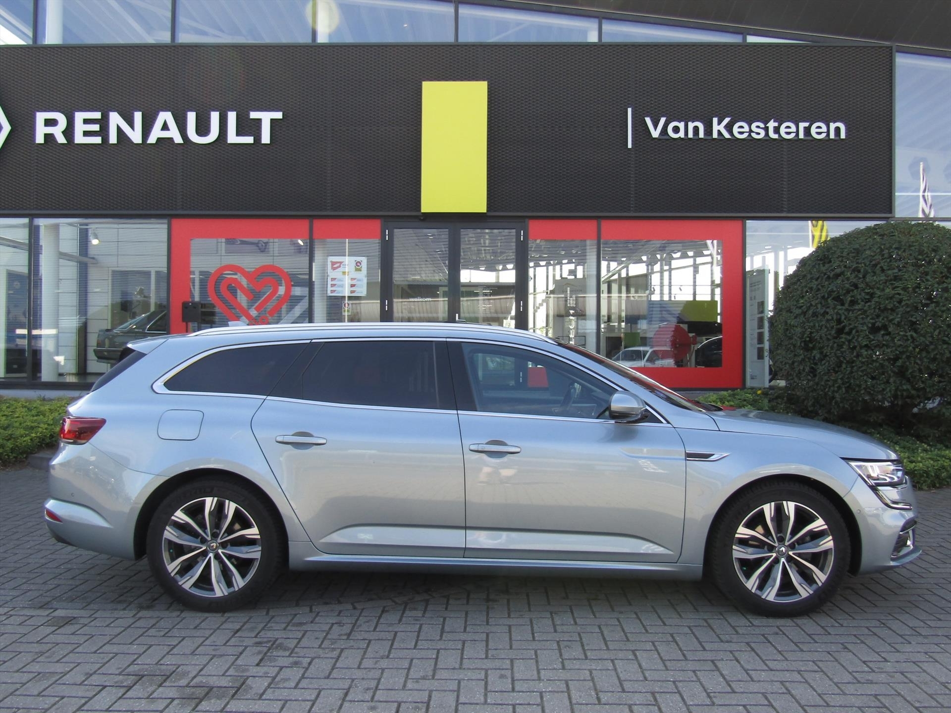 RENAULT Talisman Estate TCe 160pk EDC GPF Business Intens / Trekhaak / Schuif-Kanteldak / 1e eigenaar