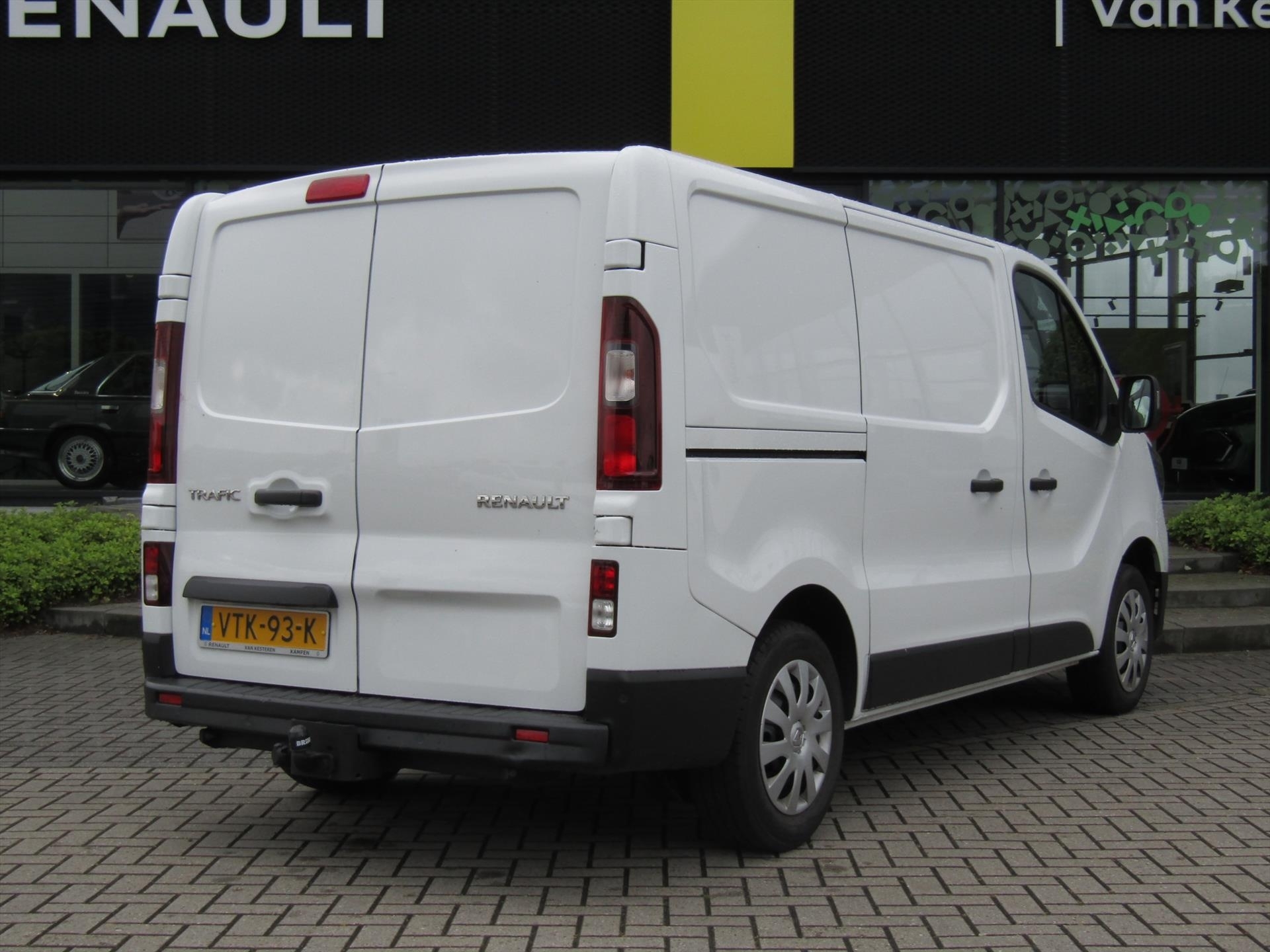 Renault Trafic GB 2.0 Blue dCi 110pk L1H1 Comfort / Trekhaak / Parkeersensoren / Laadruimte voorzien van wanden en vloer