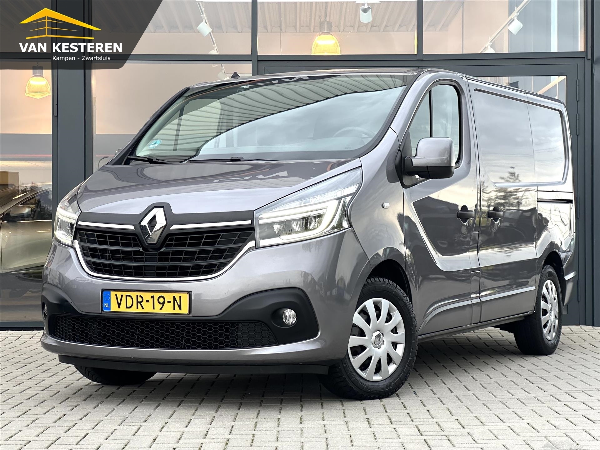 RENAULT Trafic GB 2.0 dCi Automaat 145pk L1H1 T29 | 2-Schuifdeuren | Trekhaak | LED | 1e Eig. | NL Auto 